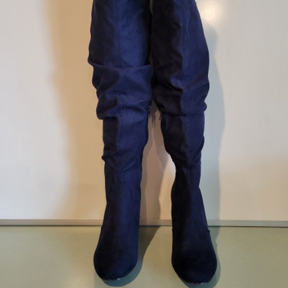 Shoe Dazzle "Katya" Over the knee boot, NEW IN BOX